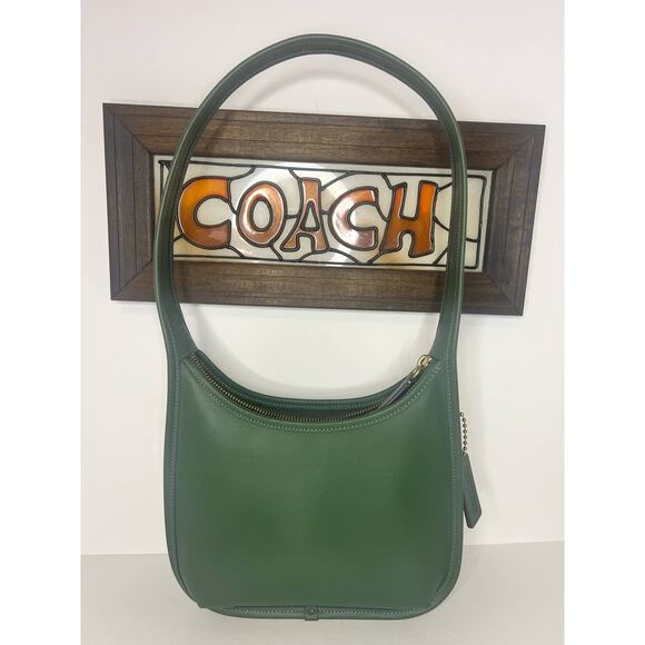 Coach Curve Zip Green (Ergo) Limited Re-Edition #CAF11 - Picture 1 of 7